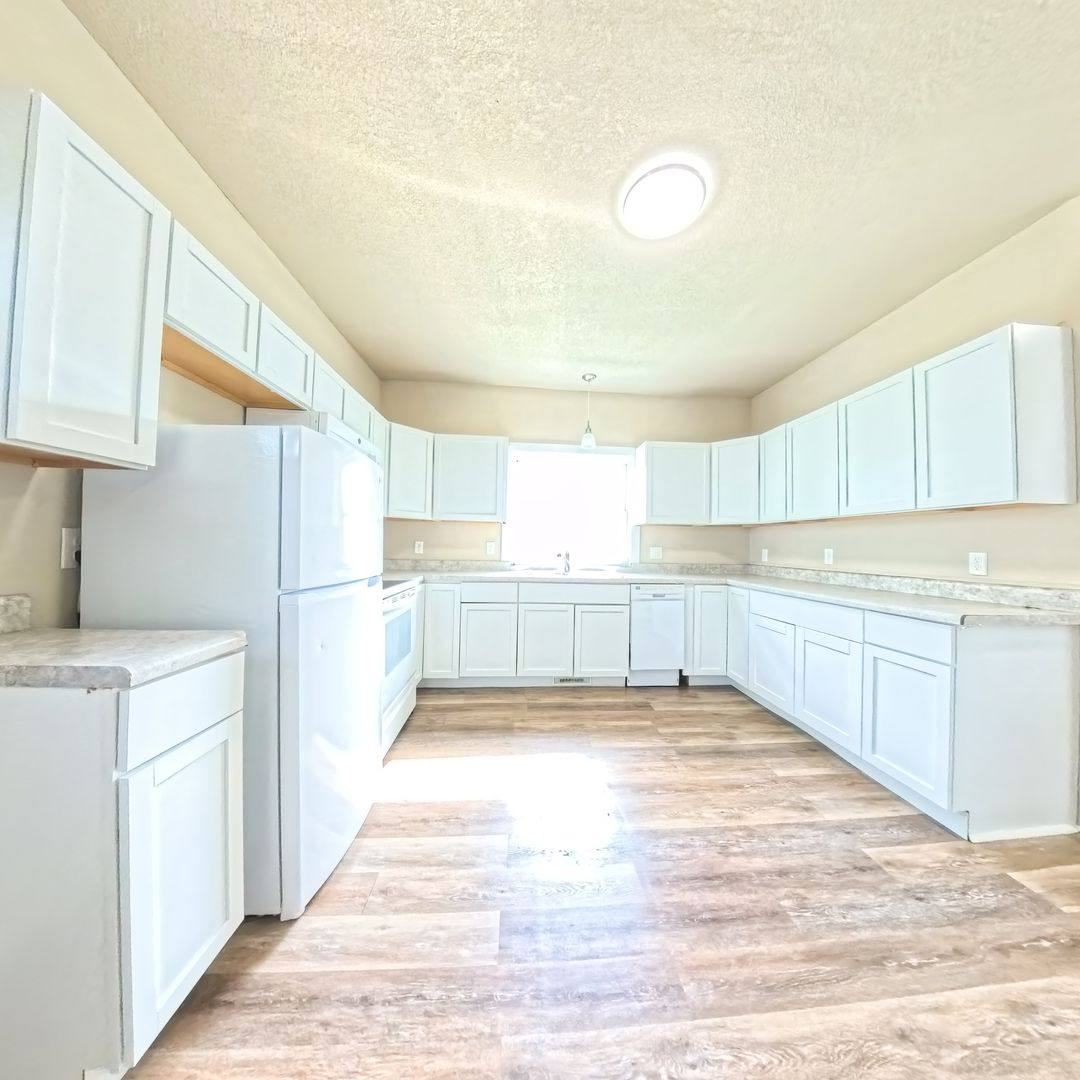 House for rent at 715 Kirkwood Ave, Des Moines, IA 50315