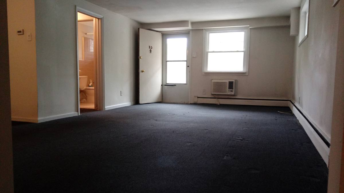 Apartment for rent at 5 E Golf Club Lane, Paoli, PA 19301