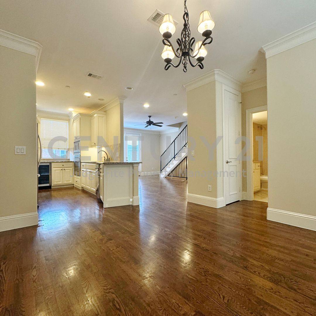 Townhouse for rent at 4148 Grassmere Lane, Dallas, TX 75205