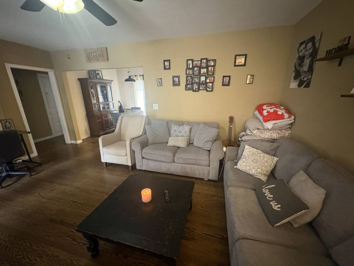 Apartment for rent at 4416 12th Ave, Sacramento, CA 95820