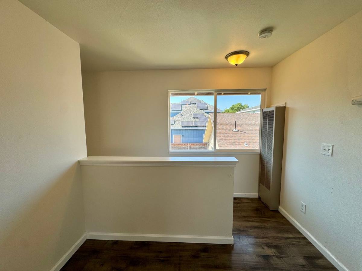 Apartment for rent at 310 Hansbery Way, Santa Rosa, CA 95409