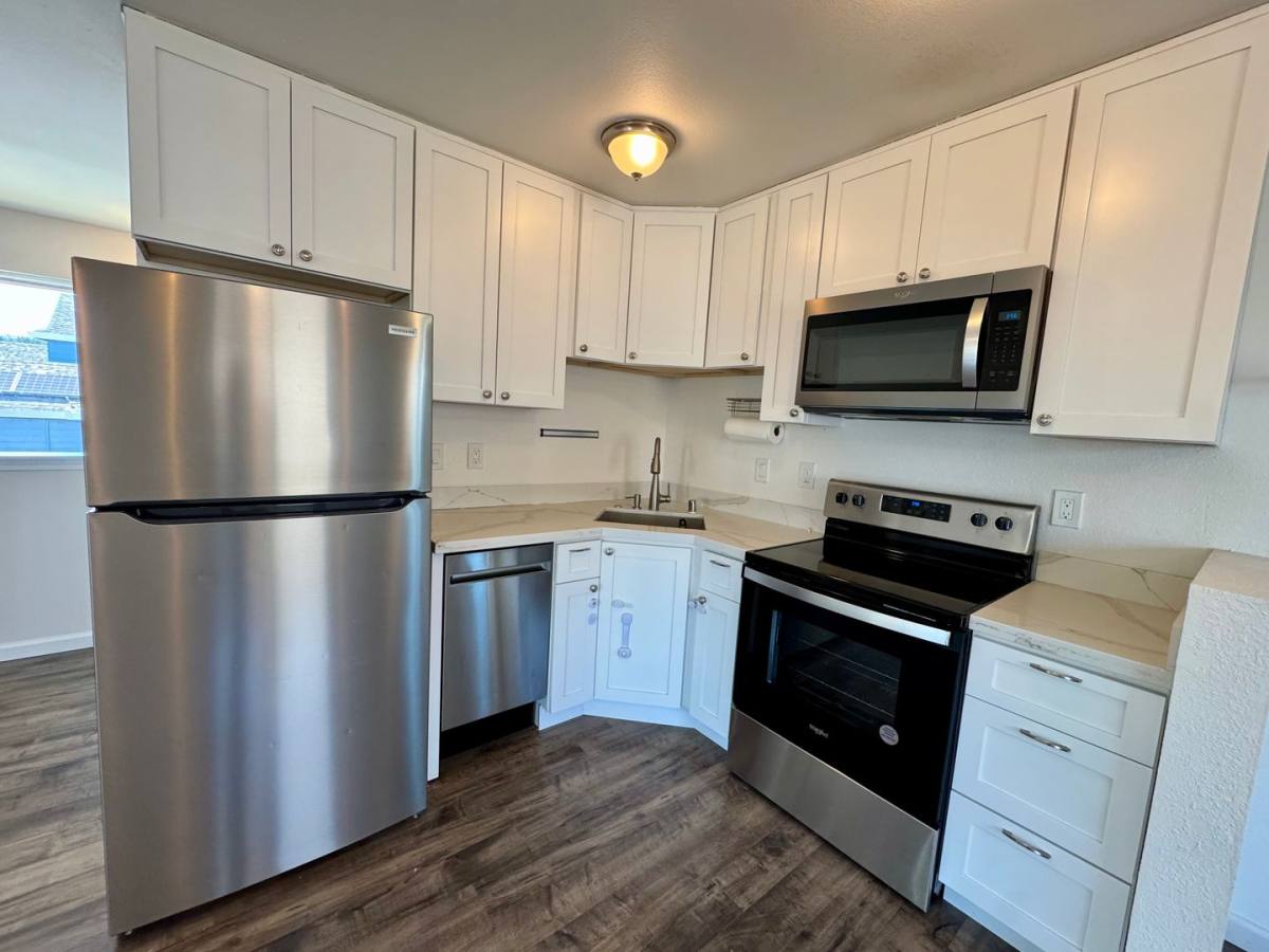 Apartment for rent at 310 Hansbery Way, Santa Rosa, CA 95409