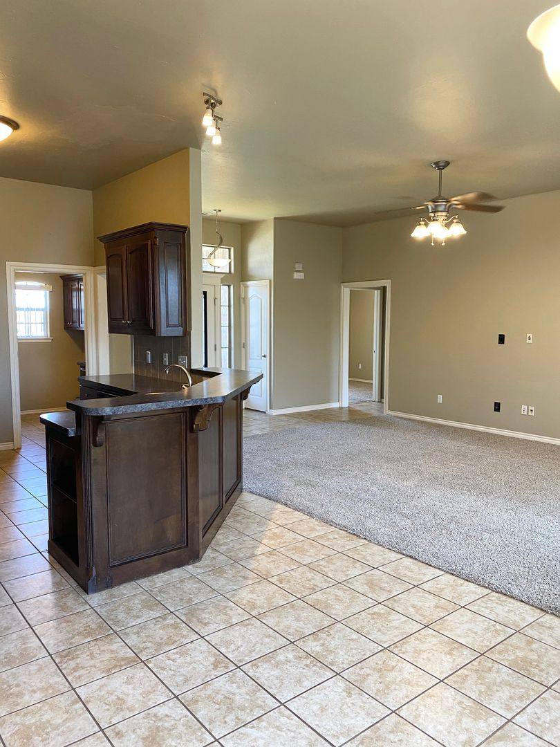 House for rent at 324 Madison Place Dr, Oklahoma City, OK 73160
