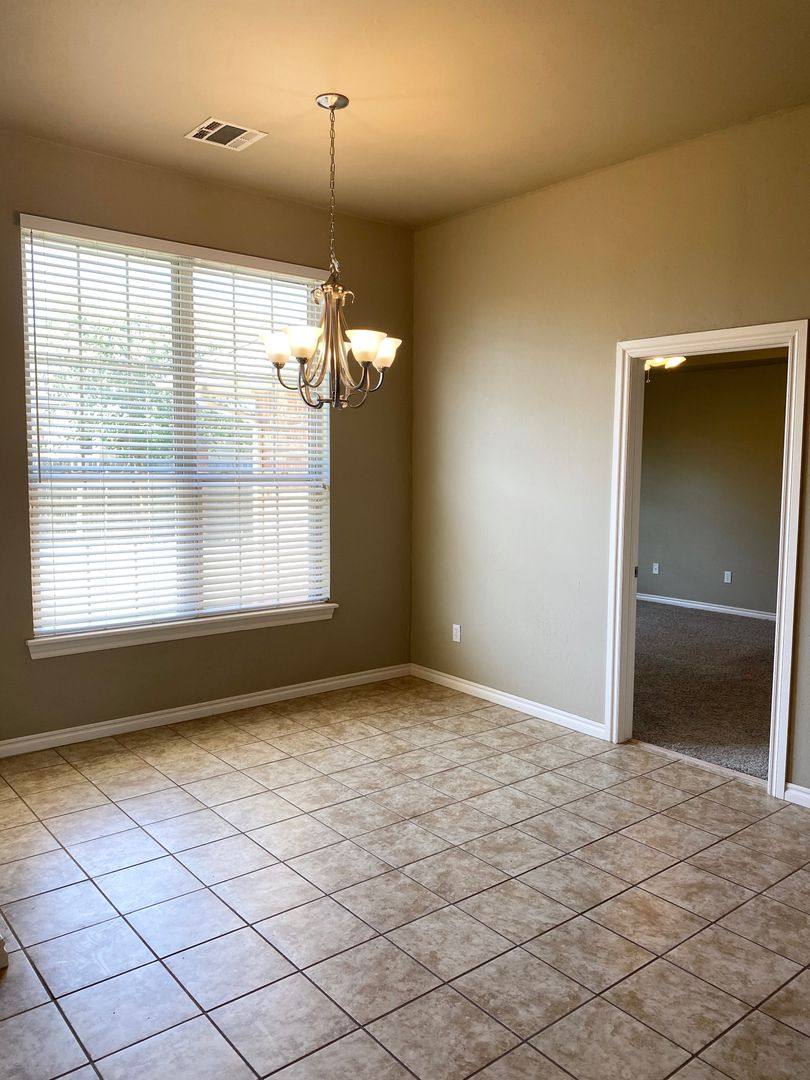 House for rent at 324 Madison Place Dr, Oklahoma City, OK 73160