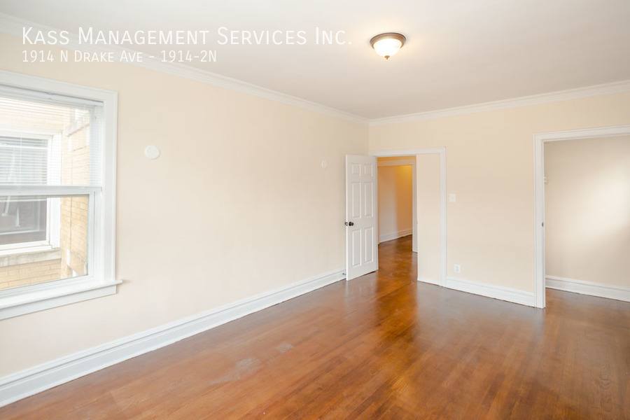 Apartment for rent at 1914 N Drake Ave #2N, Chicago, IL 60647