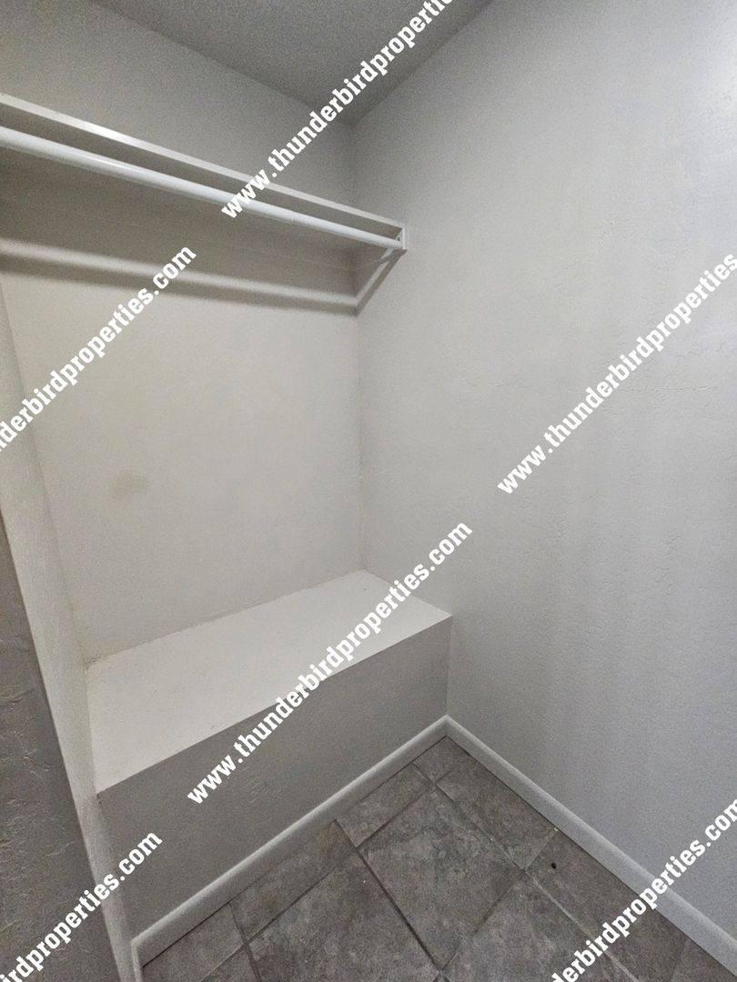 Apartment for rent at 200 Rio Grande Blvd SW, Albuquerque, NM 87104