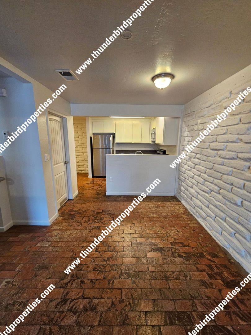 Apartment for rent at 200 Rio Grande Blvd SW, Albuquerque, NM 87104