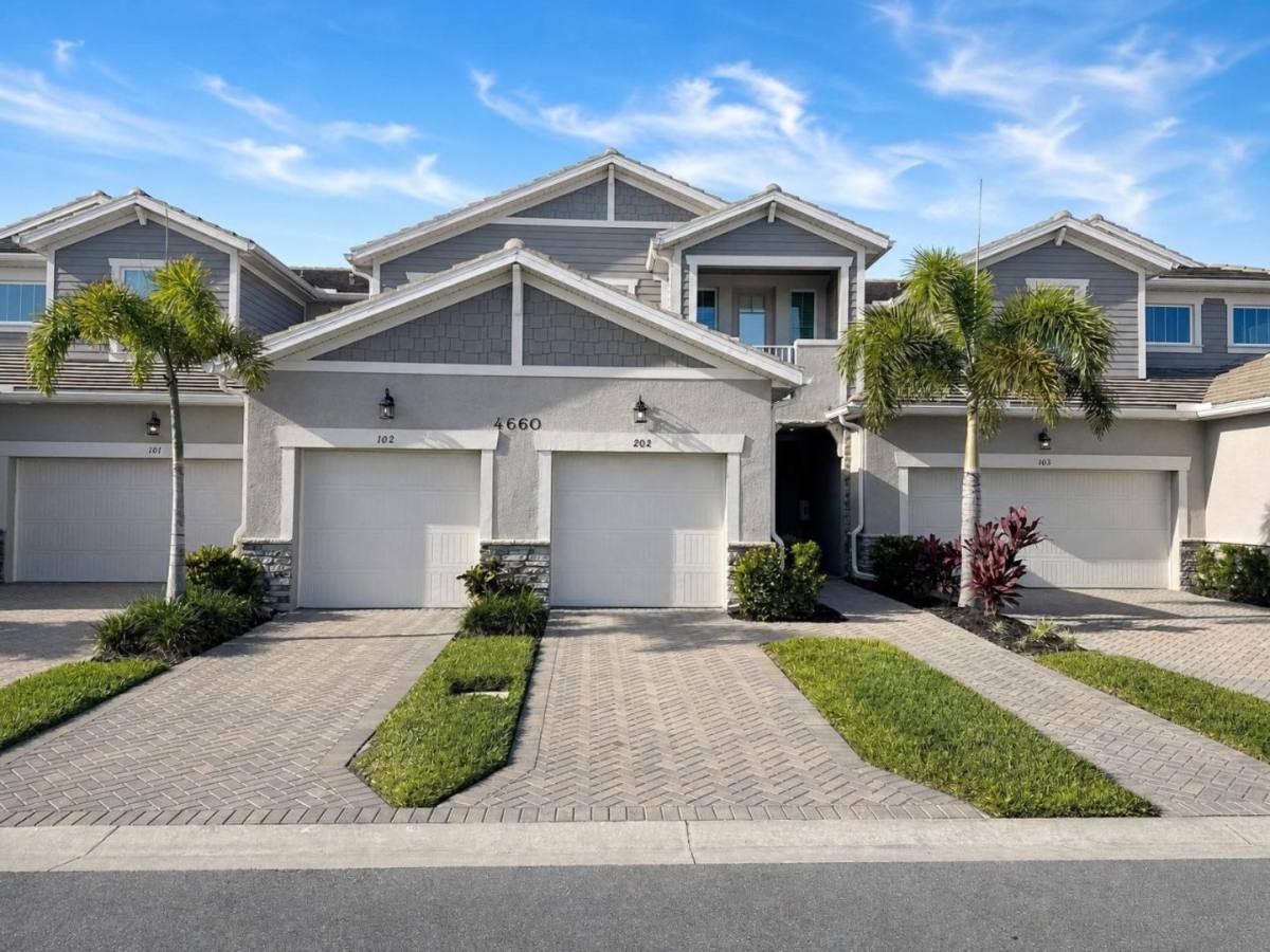 Condo for rent at 4660 Arboretum Circle #102, Naples, FL 34112