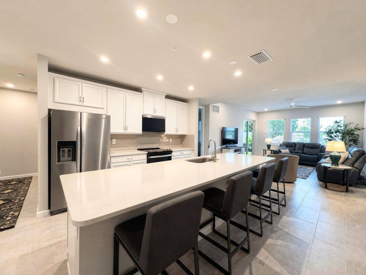 Condo for rent at 4660 Arboretum Circle #102, Naples, FL 34112