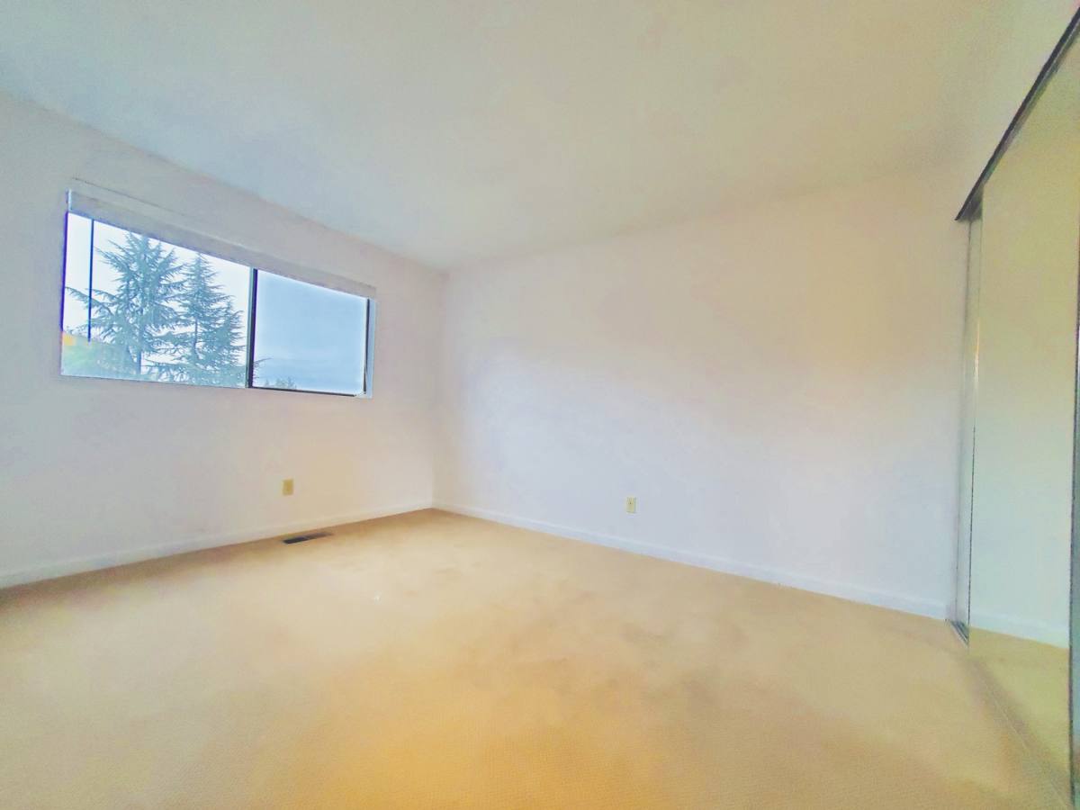 House for rent at 13305 NE 117th Way, Redmond, WA 98052