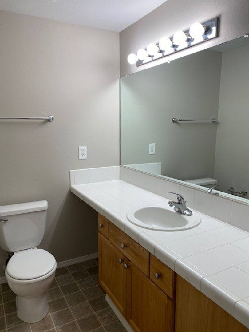 Townhouse for rent at 19901 SW Kendall Lane, Beaverton, OR 97003