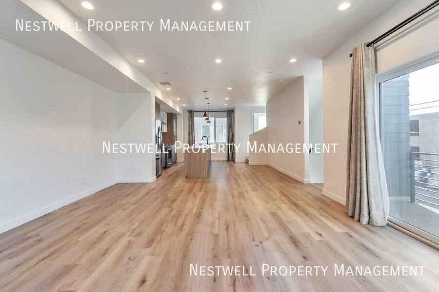 Townhouse for rent at 230 W 1300 S #21, Salt Lake City, UT 84115