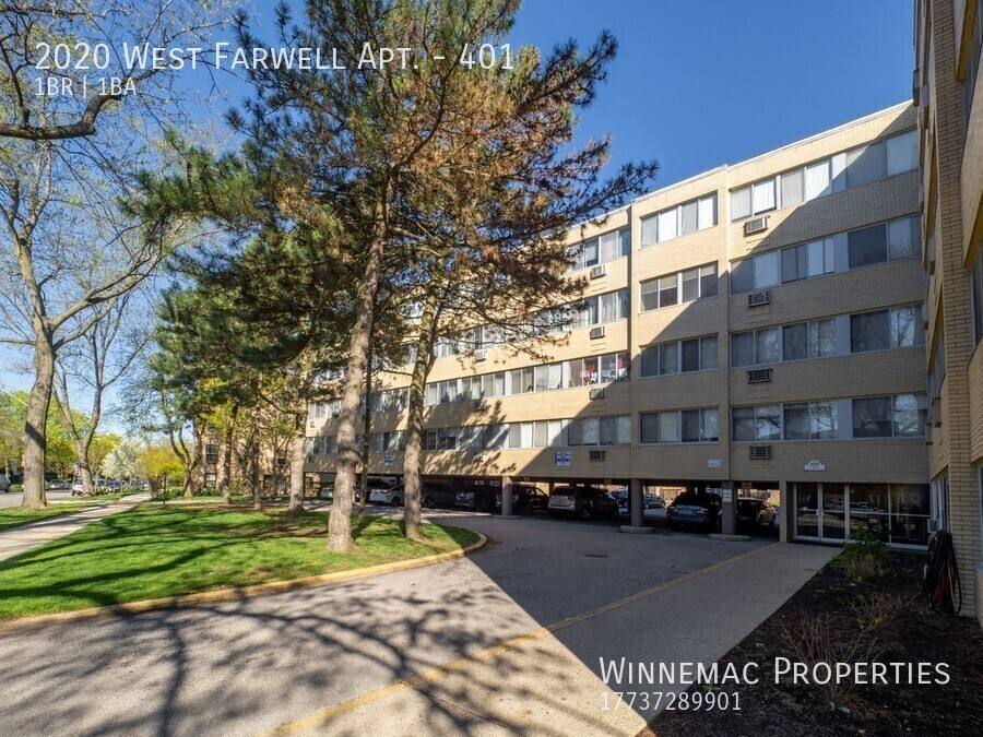 Apartment for rent at 2020 W Farwell #401, Chicago, IL 60645