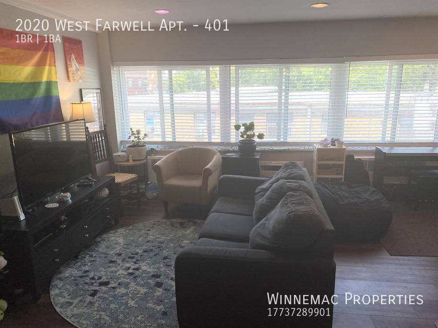 Apartment for rent at 2020 W Farwell #401, Chicago, IL 60645