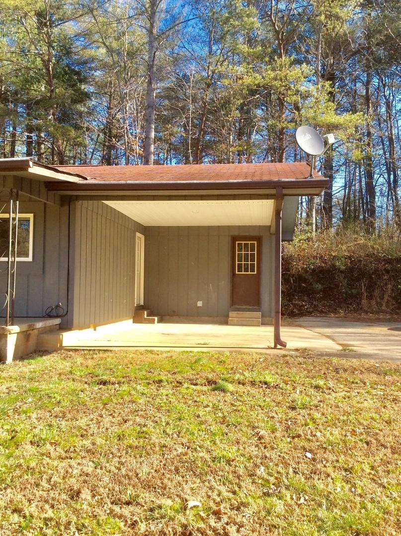 House for rent at 327 Wade Decker Rd, Murphy, NC 28906