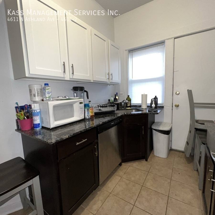 Apartment for rent at 4611 N Ashland Ave #2, Chicago, IL 60640