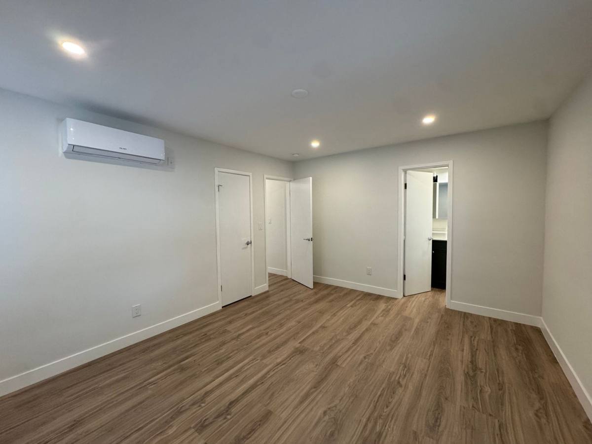Apartment for rent at 3414 Overland Ave, Los Angeles, CA 90034