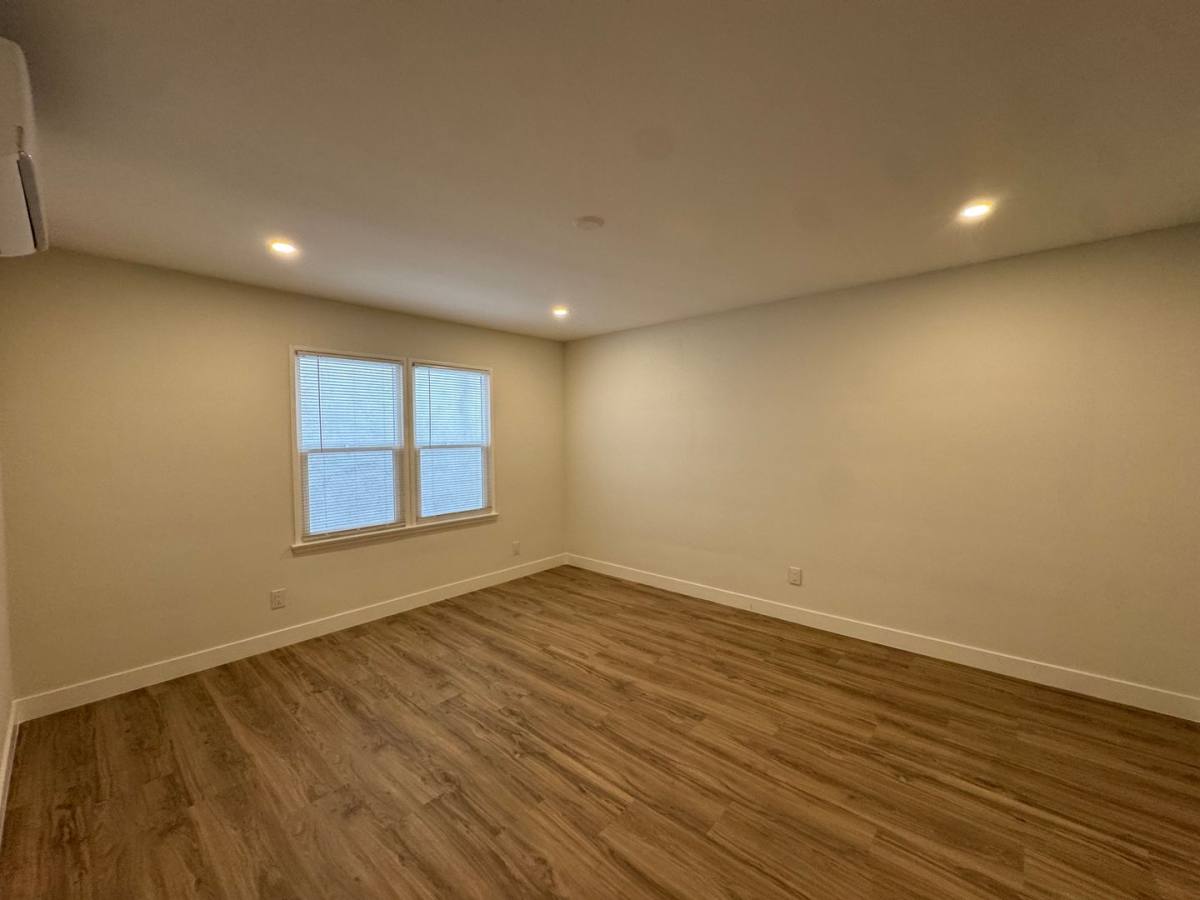 Apartment for rent at 3414 Overland Ave, Los Angeles, CA 90034