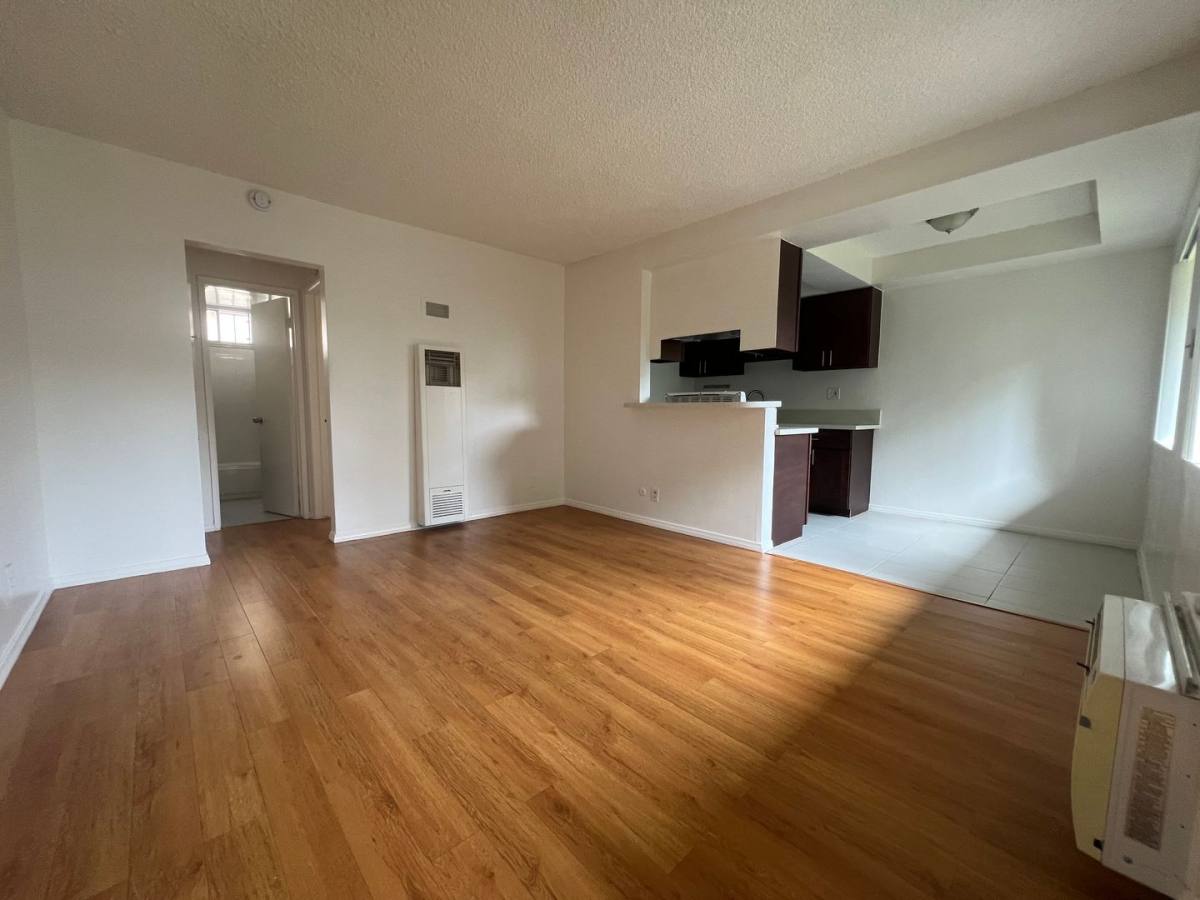 Apartment for rent at 100 E Commonwealth Ave, Alhambra, CA 91801