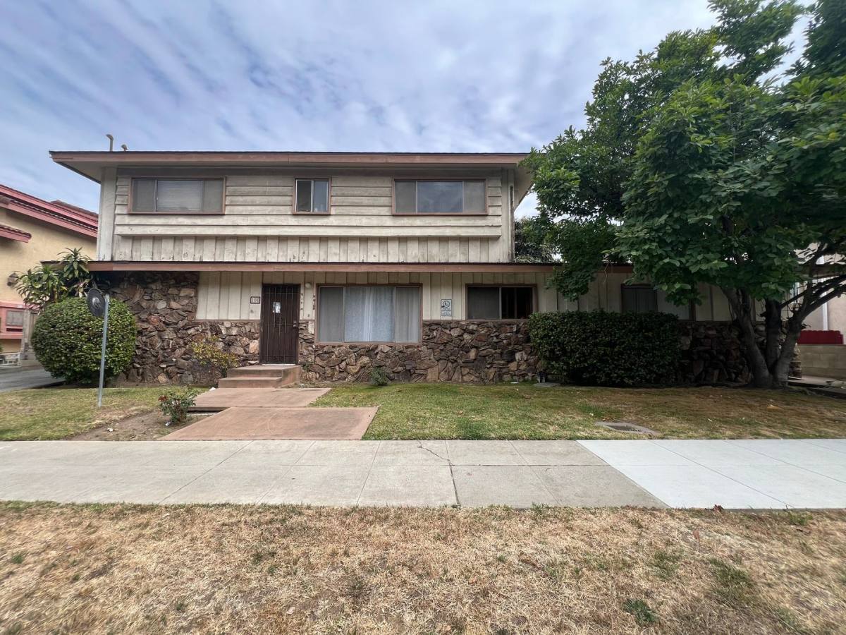 Apartment for rent at 100 E Commonwealth Ave, Alhambra, CA 91801
