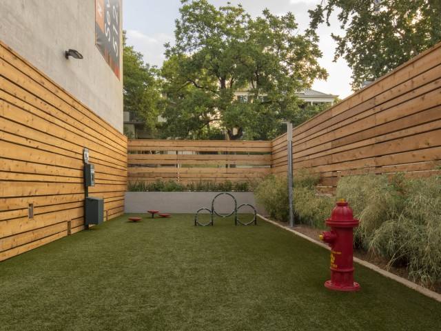 Apartment for rent at 610 W 7th St #B5-47, Austin, TX 78701