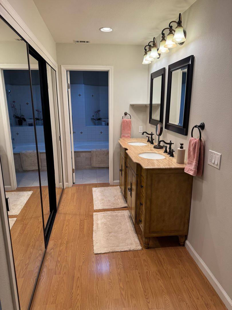 House for rent at 197 La Veta Dr, Camarillo, CA 93012