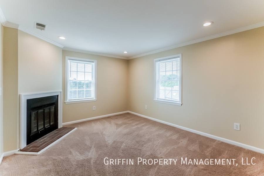 Condo for rent at 3709 Alabama Ave SE #301, Washington, DC 20020