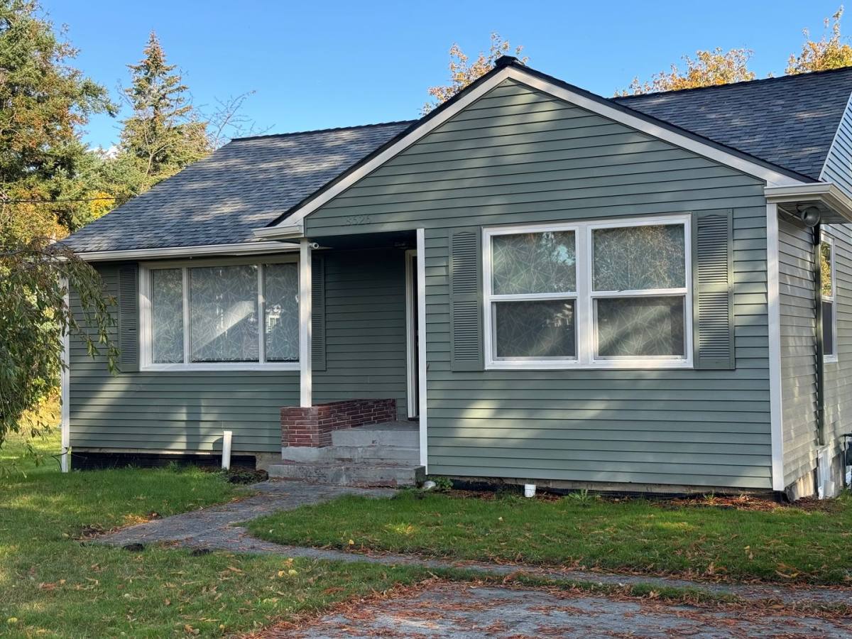 House for rent at 18626 116th Ave SE, Renton, WA 98058