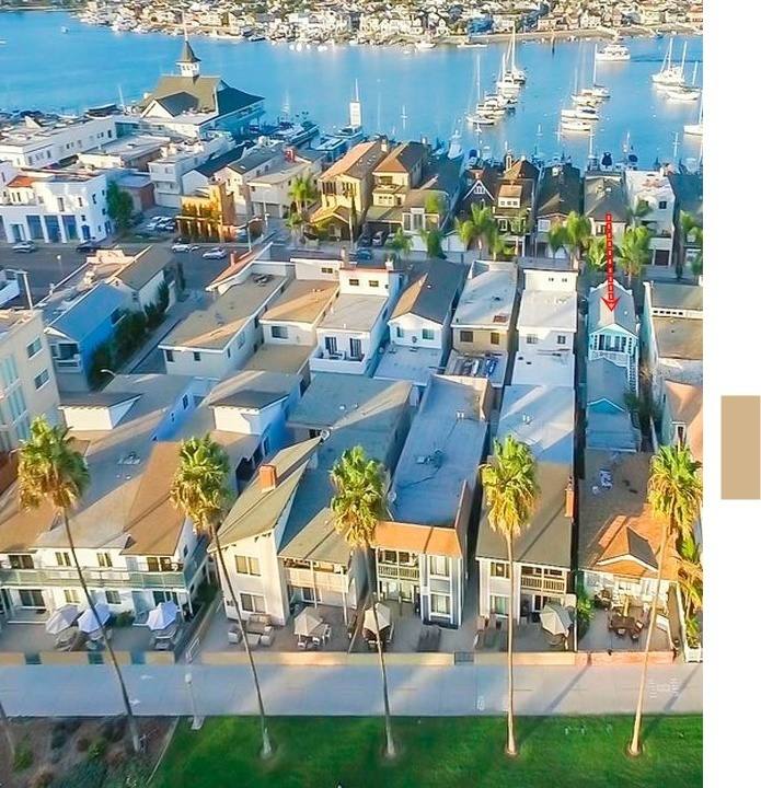 Apartment for rent at 915 E Balboa Blvd, Newport Beach, CA 92661