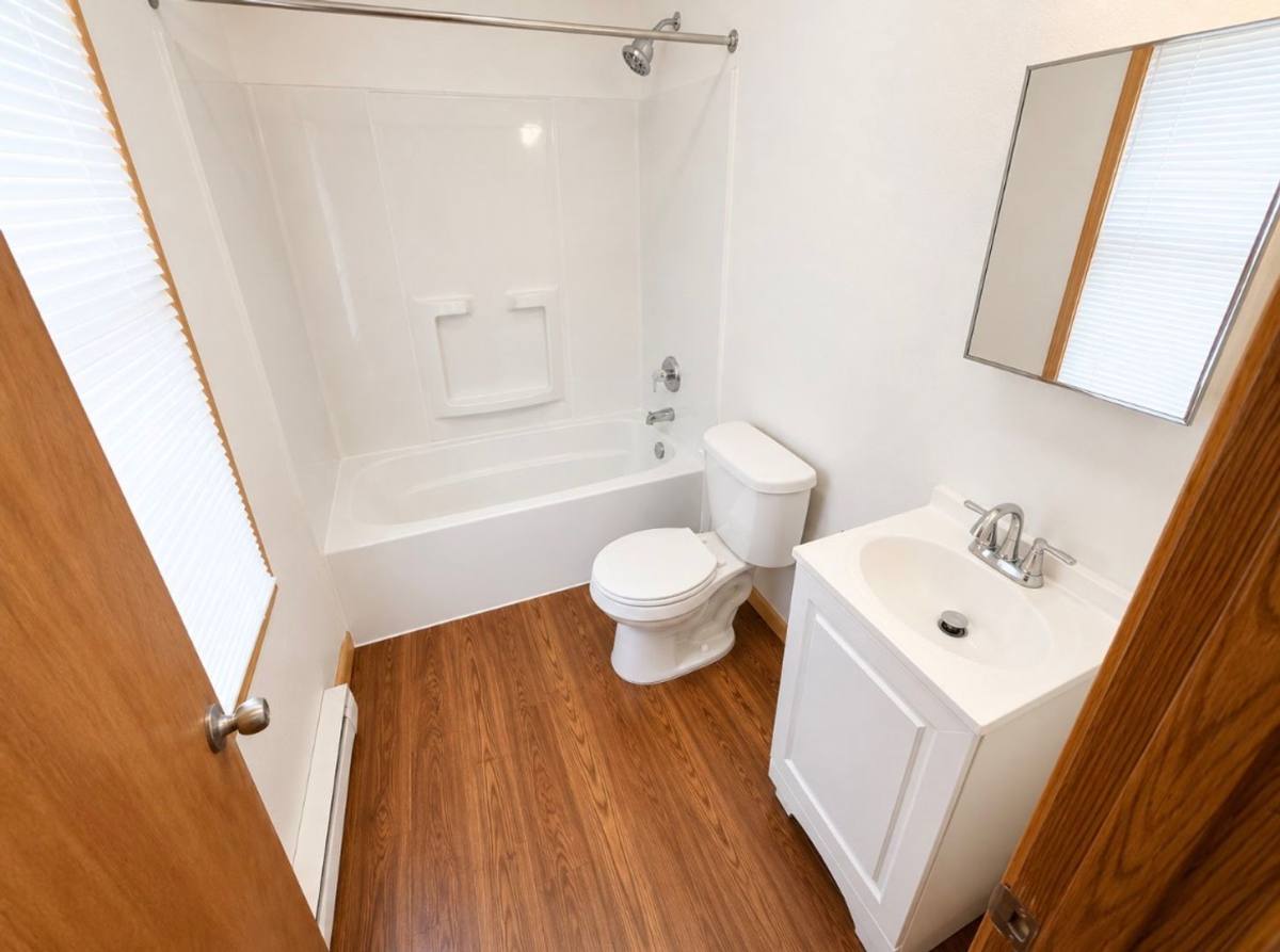 Apartment for rent at 612 Bancroft St, Des Moines, IA 50315