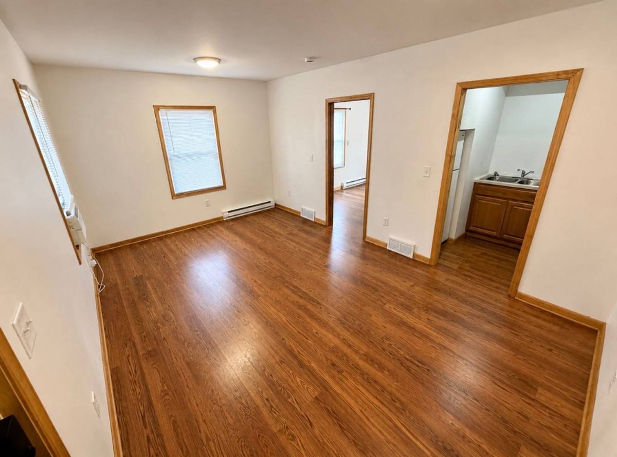 Apartment for rent at 612 Bancroft St, Des Moines, IA 50315