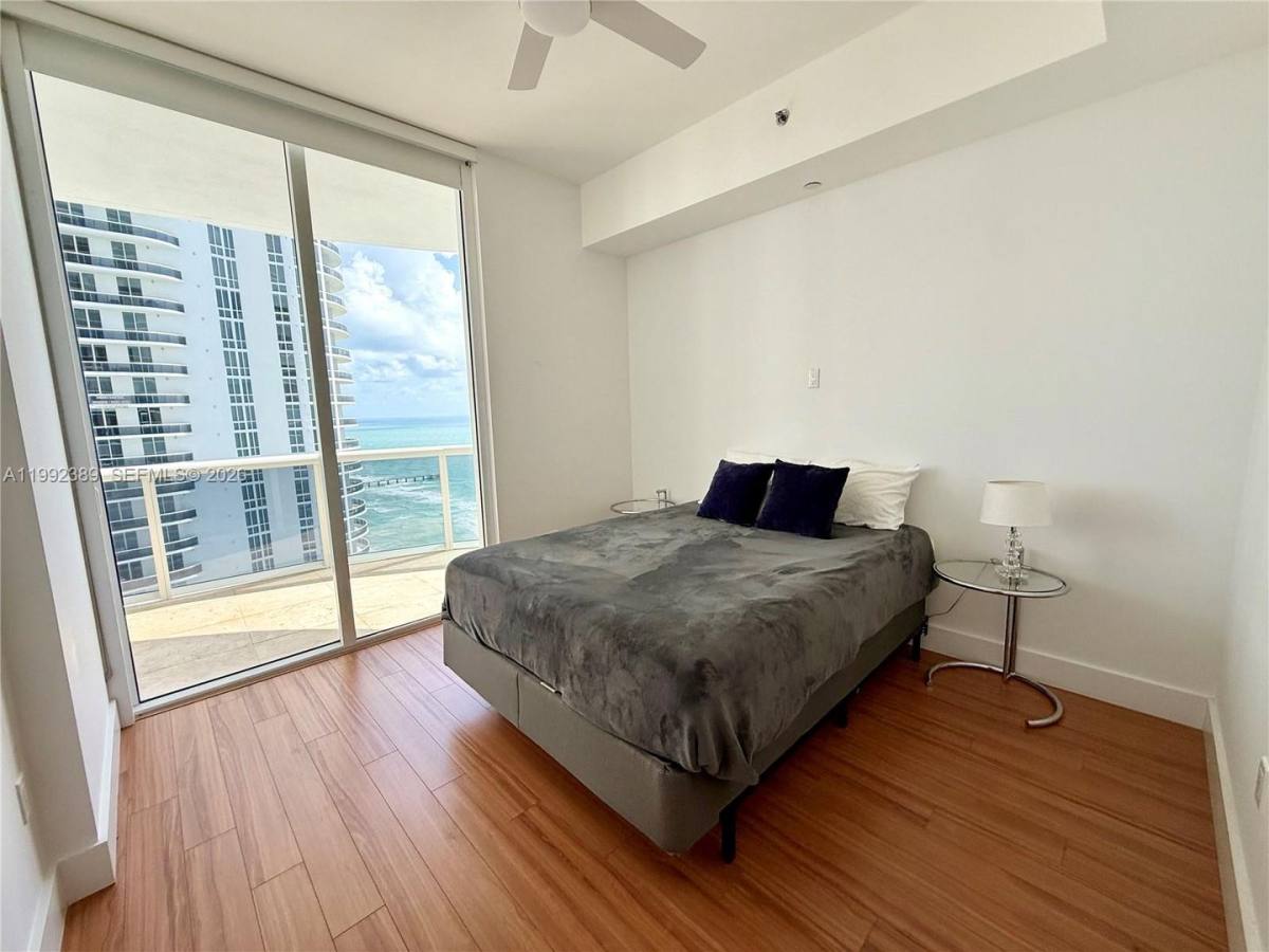 Apartment for rent at 15901 Collins Ave, North Miami Beach, FL 33160
