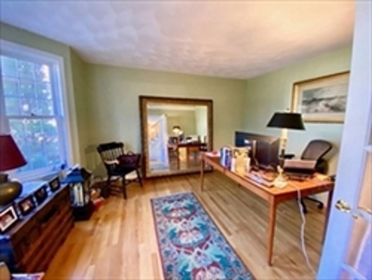 House for rent at 1 Eagle Cliff Rd, Chelmsford, MA 01824