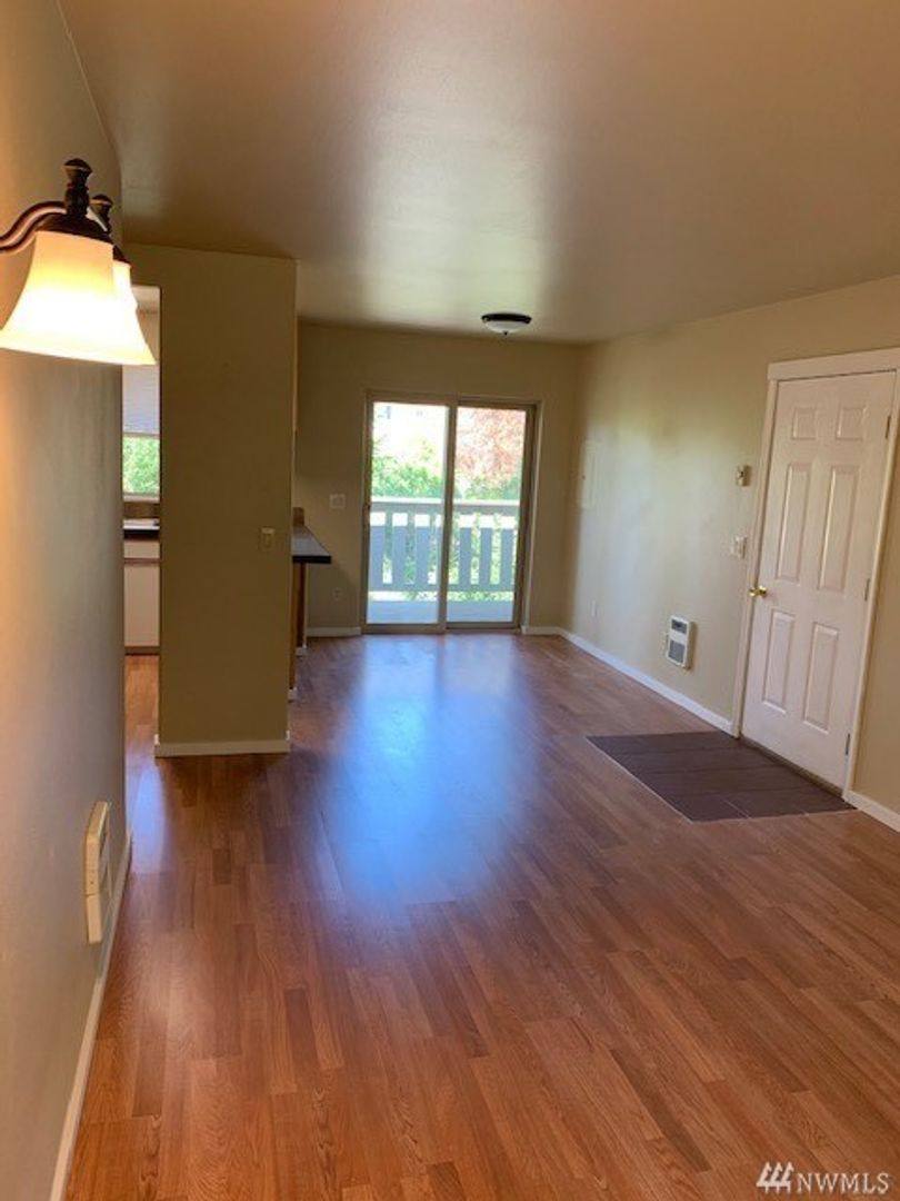 Apartment for rent at 534 University Rd, Friday Harbor, WA 98250