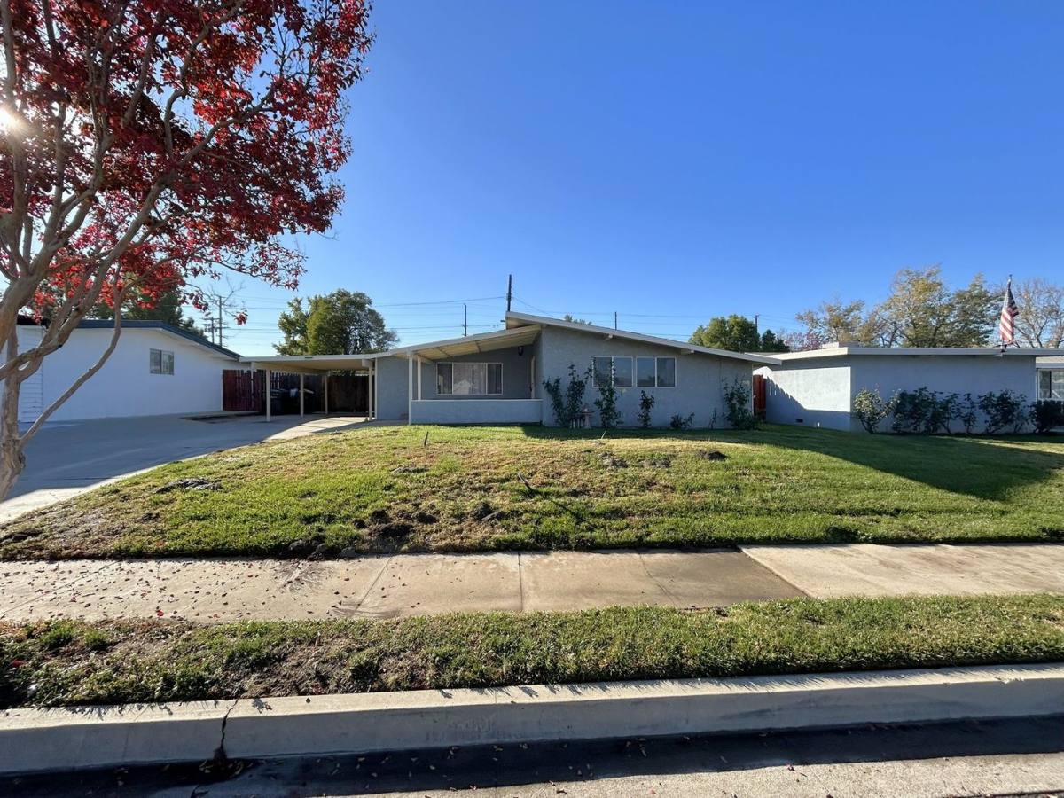 House for rent at 948 Barbra Lane, Redlands, CA 92374