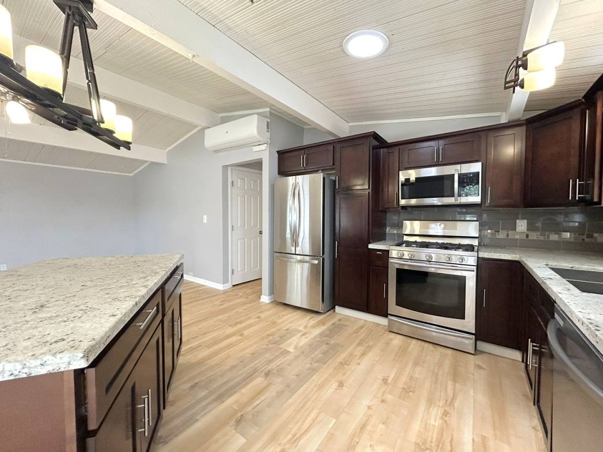 House for rent at 948 Barbra Lane, Redlands, CA 92374