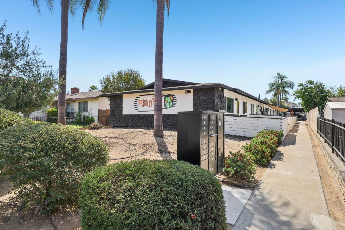 Prickly Pear, 205 W Vermont Ave, Escondido, CA 92025 - Apartment for Rent - Image 8