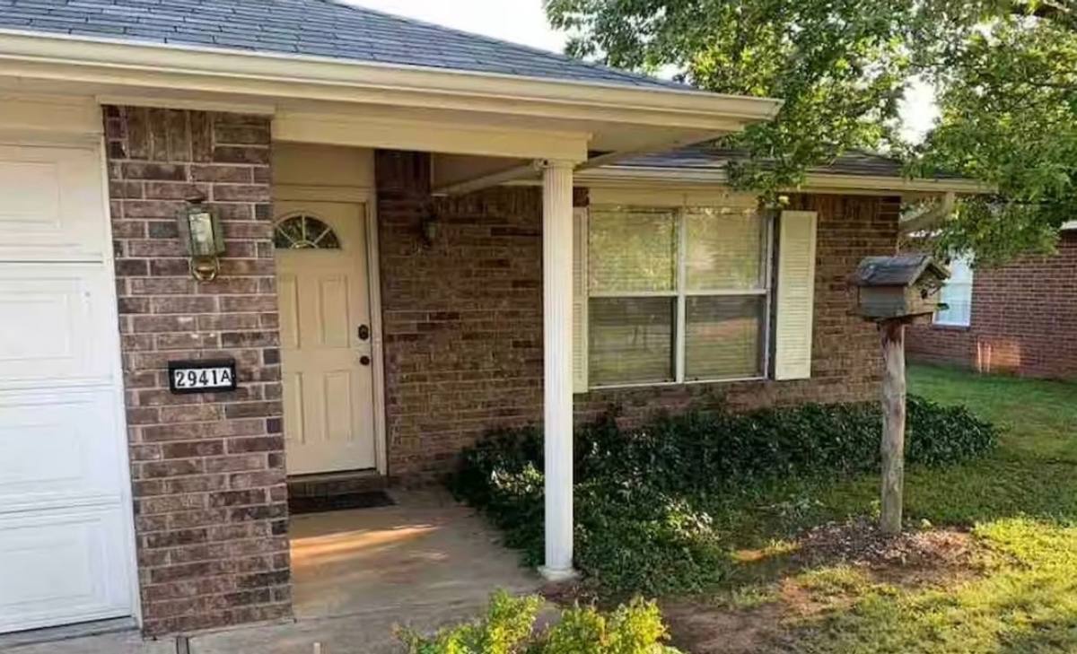 Apartment for rent at 2941 Adrian Ave, Springdale, AR 72764
