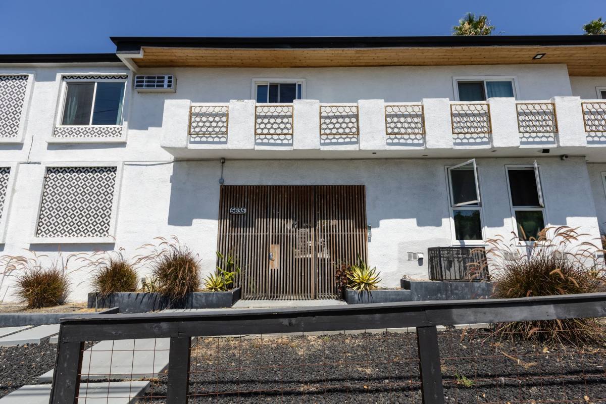 Apartment for rent at 5635 Monte Vista St, Los Angeles, CA 90042