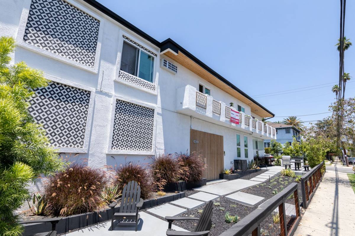 Apartment for rent at 5635 Monte Vista St, Los Angeles, CA 90042