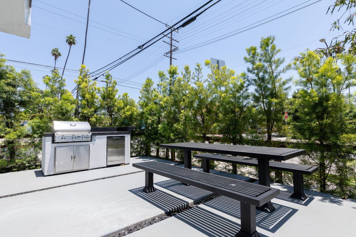 Apartment for rent at 5635 Monte Vista St, Los Angeles, CA 90042