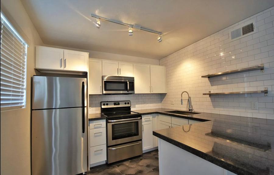 Apartment for rent at 4231 N 27th St #8, Phoenix, AZ 85016