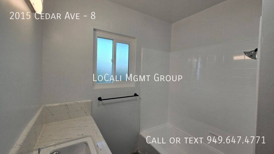 Apartment for rent at 2015 Cedar Ave #8, Long Beach, CA 90806