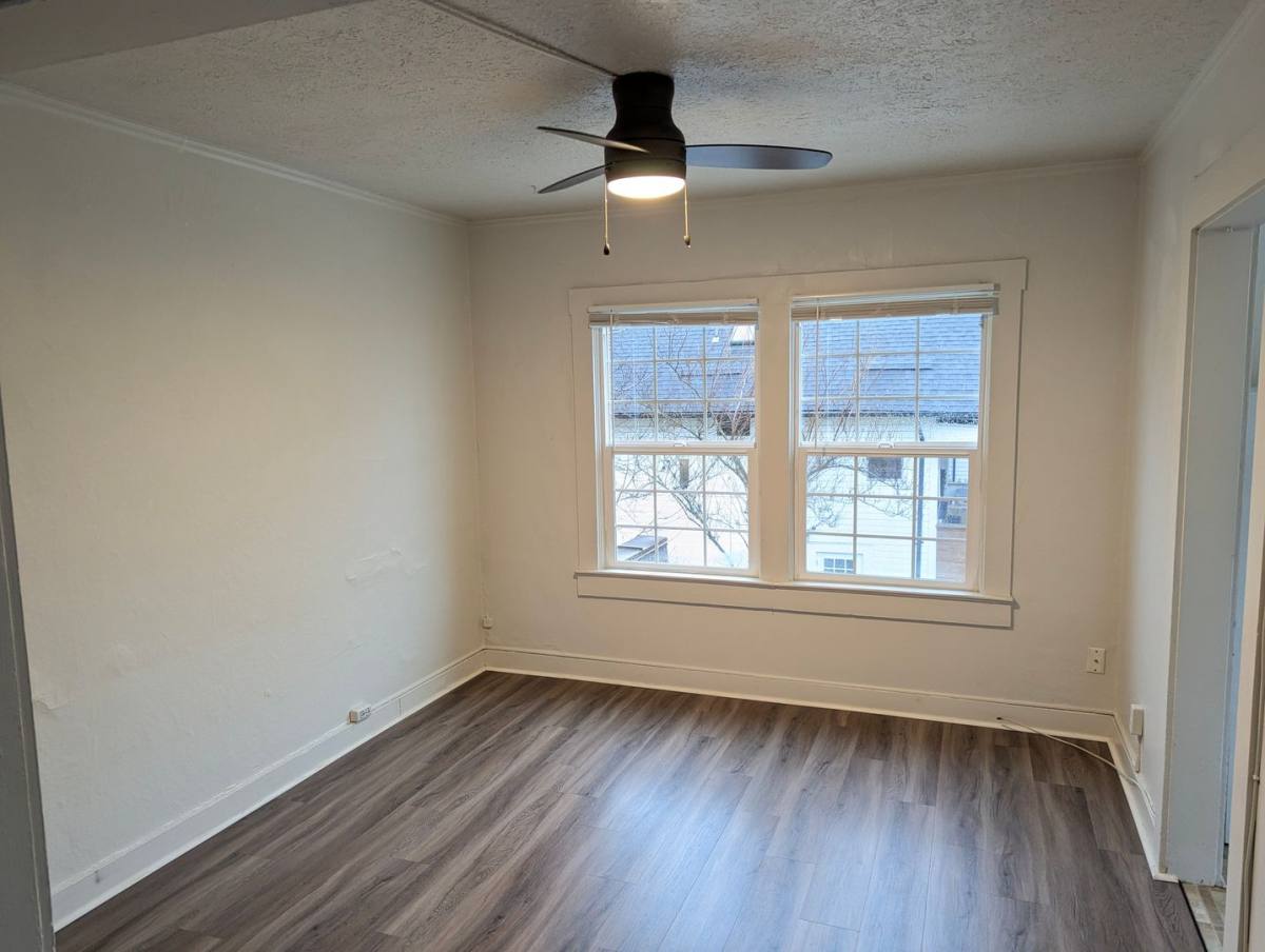 Apartment for rent at 4712-16 SE Belmont St, Portland, OR 97215
