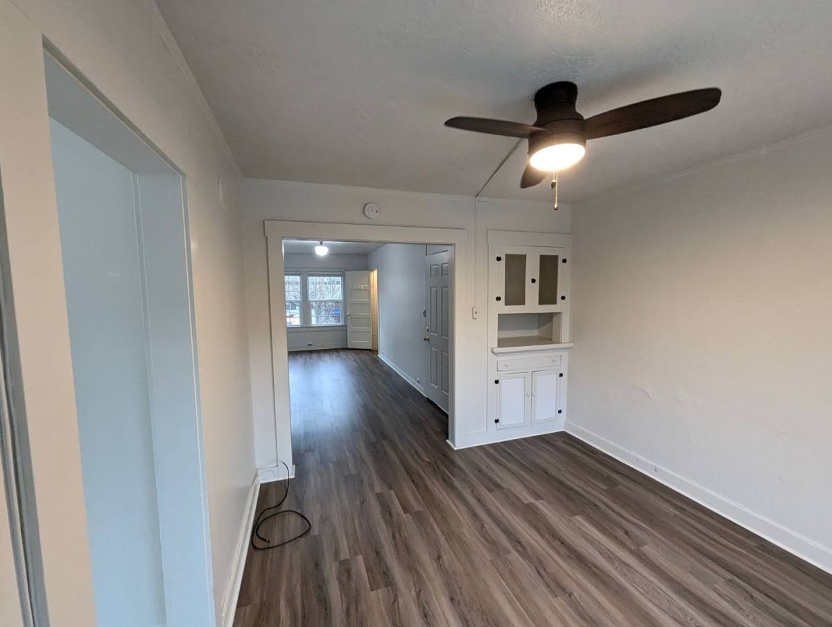 Apartment for rent at 4712-16 SE Belmont St, Portland, OR 97215