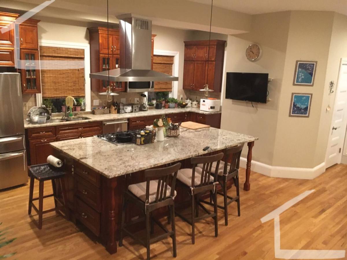 Apartment for rent at 108 Walnut St #3, Newtonville, MA 02460