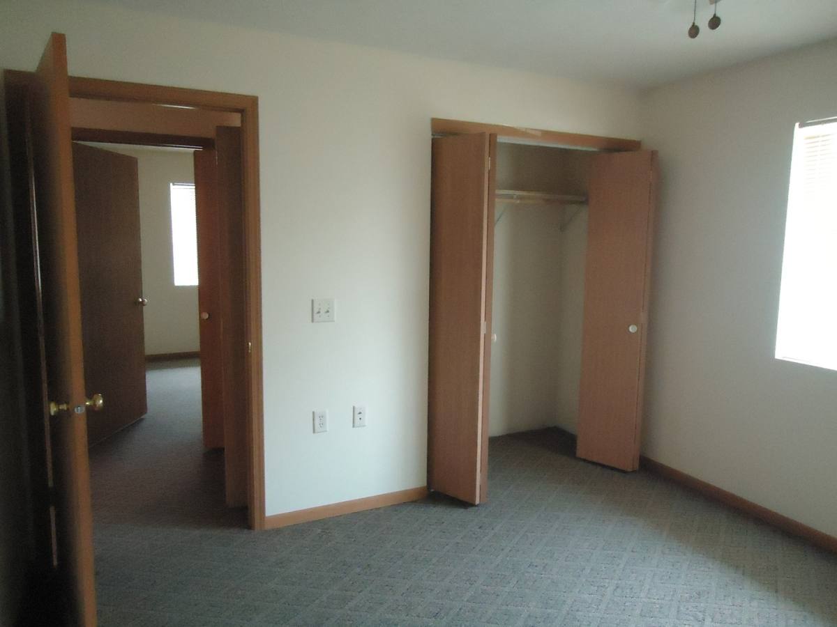 Apartment for rent at 1130 E 20th St, Crete, NE 68333