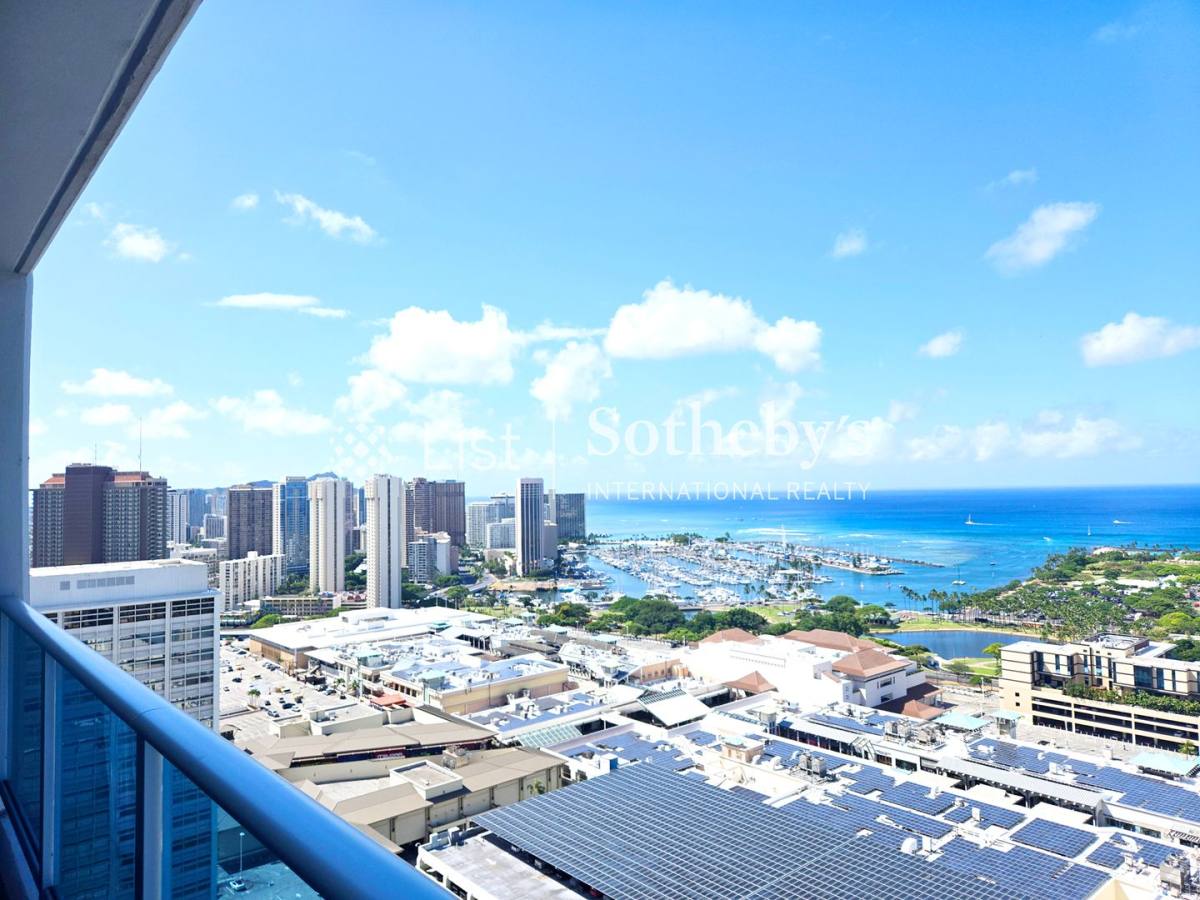 Apartment for rent at 1391 Kapiolani Blvd, Honolulu, HI 96814