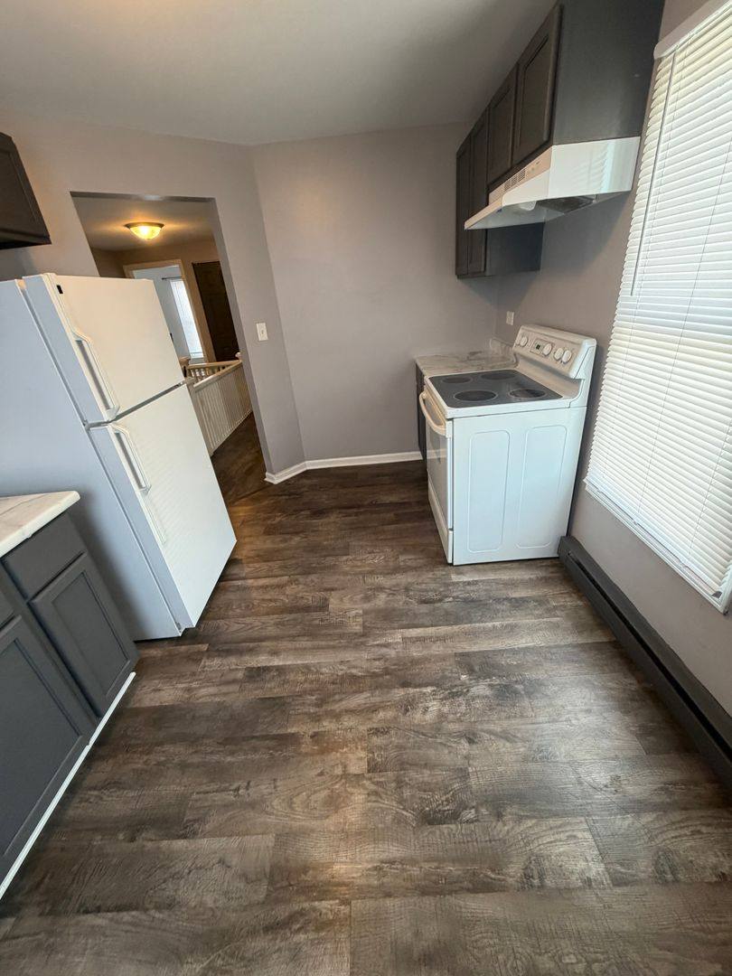 Apartment for rent at 51 E Church St, Sandwich, IL 60548