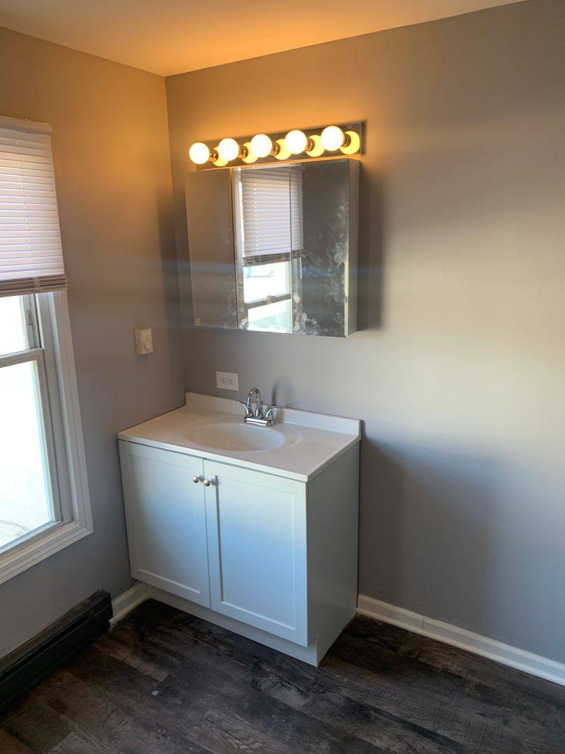 Apartment for rent at 51 E Church St, Sandwich, IL 60548